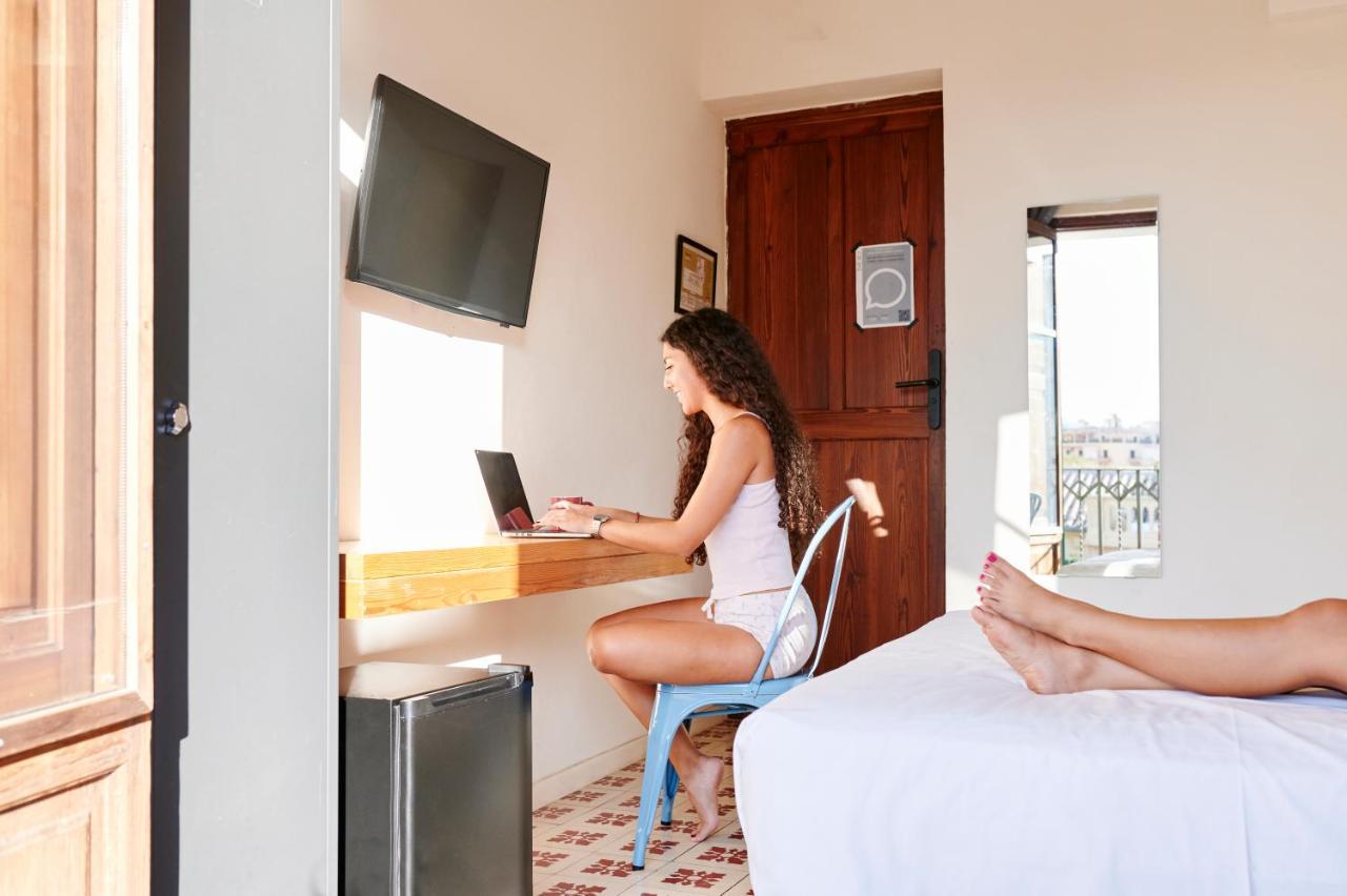 The Boc Hostels - Palma פלמה דה מיורקה מראה חיצוני תמונה